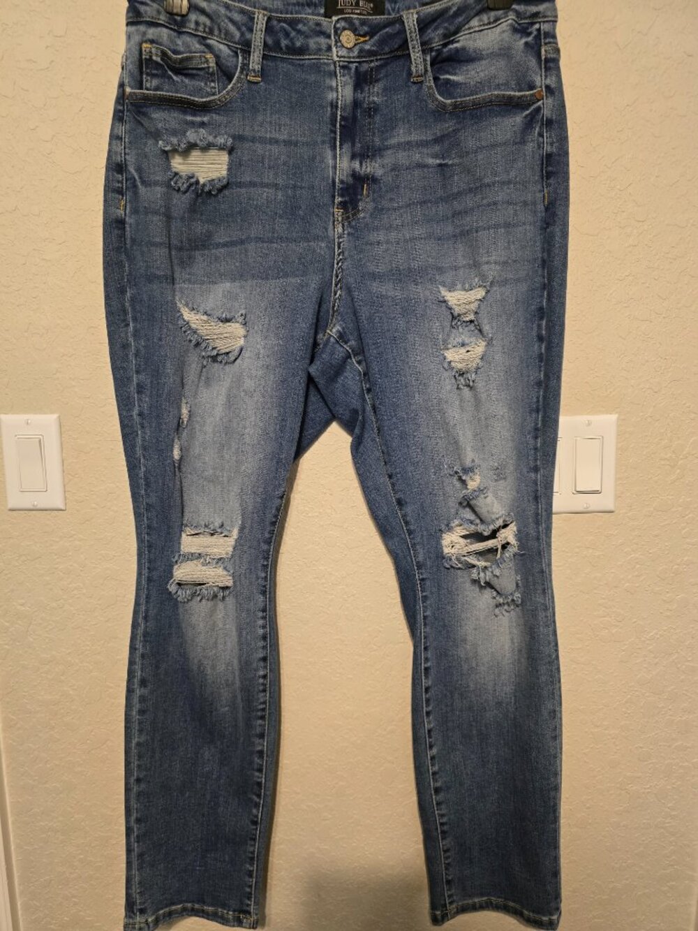 Judy Blue High Waist Destroy Cuffed Boyfriend Jeans Size 18 | 30" Inseam Inv#13